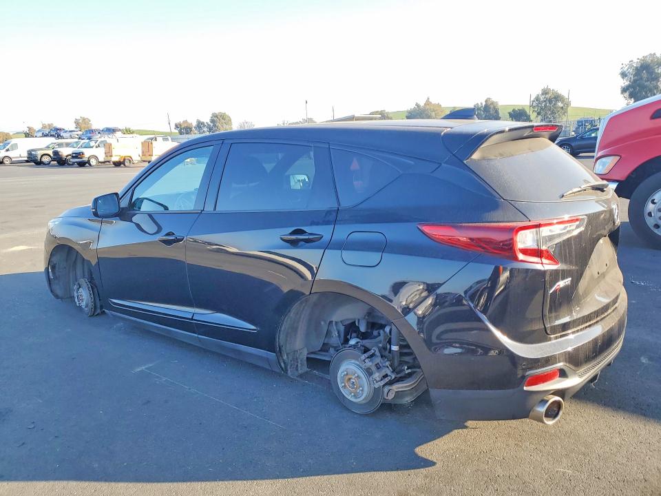 76178175 :رقم المزاد ، 5J8TC2H64LL021480 vin ، 2020 Acura Rdx A-spec مزاد بيع