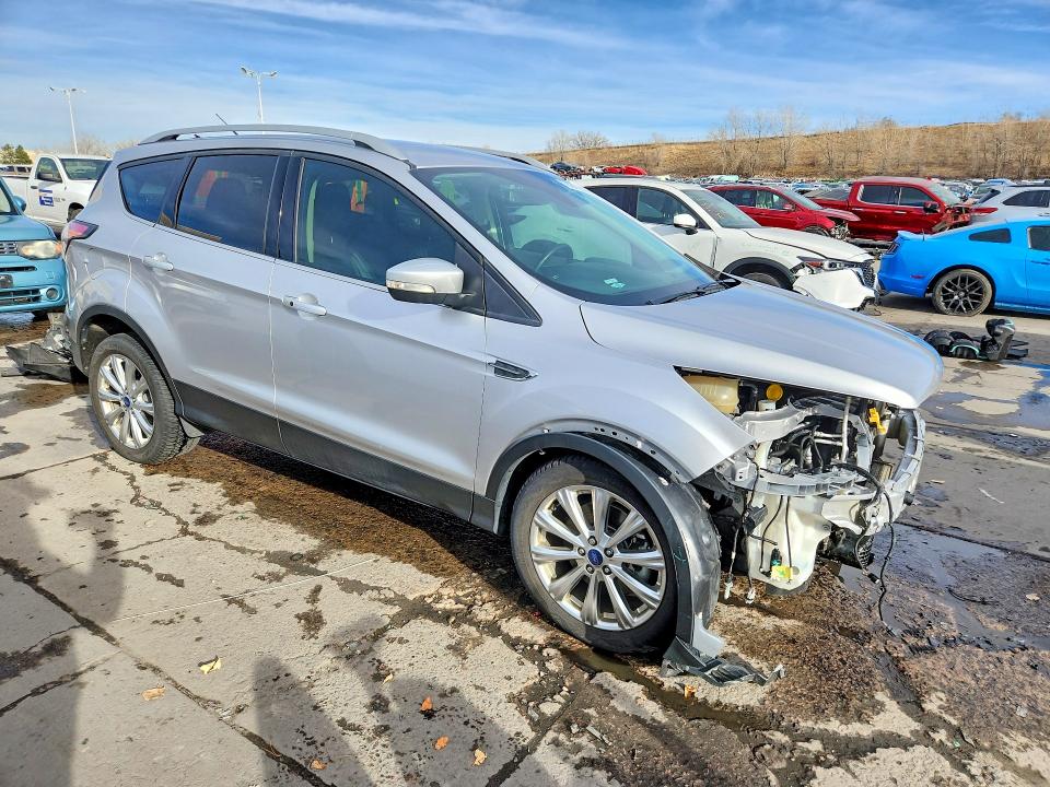 Продажа на аукционе авто 2017 Ford Escape, vin: 1FMCU9J96HUA32244, номер лота: 78617335
