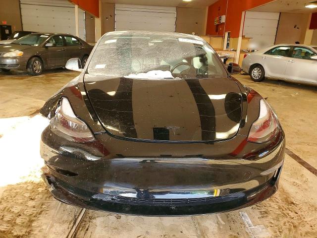 Продажа на аукционе авто 2021 Tesla Model 3, vin: 5YJ3E1EB0MF975345, номер лота: 76799625