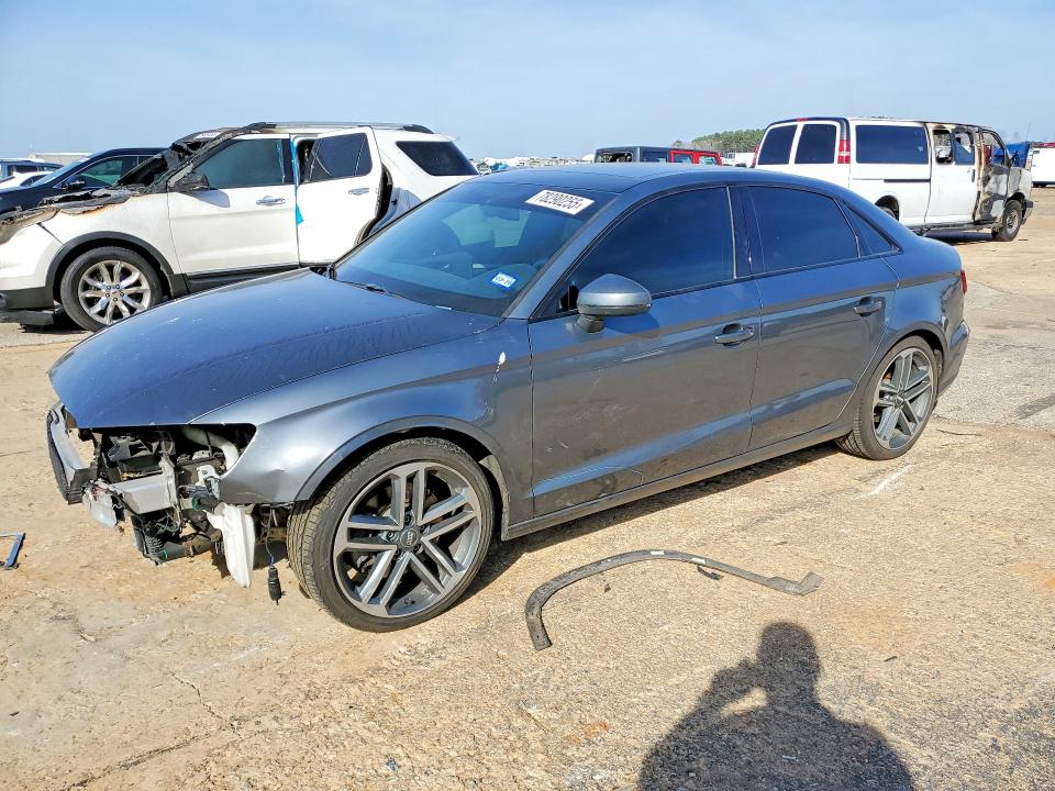 Продаж на аукціоні авто 2019 Audi A3, vin: WAUAUGFF9KA084875, номер лоту: 78290255