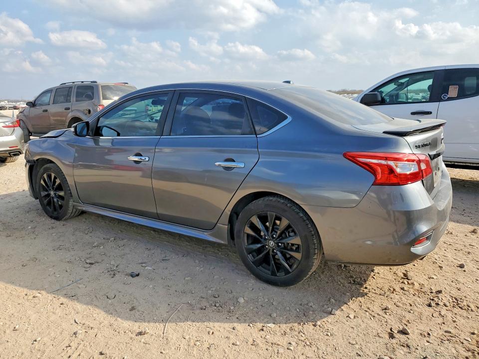 77230825 :رقم المزاد ، 3N1AB7AP0JY262565 vin ، 2018 Nissan Sentra مزاد بيع
