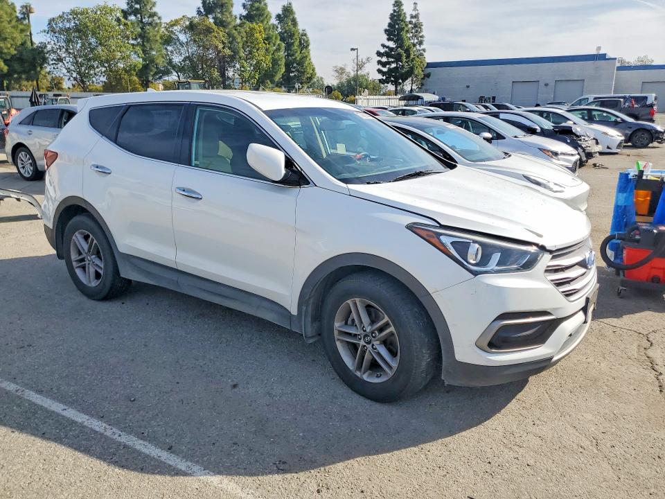 2017 Hyundai Santa Fe Sport მანქანა იყიდება აუქციონზე, vin: 5NMZT3LB3HH020526, აუქციონის ნომერი: 77821445