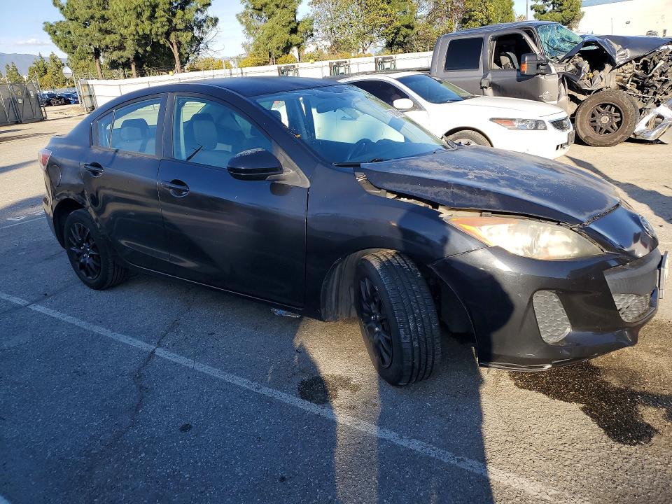 Продаж на аукціоні авто 2013 Mazda 3, vin: JM1BL1TG6D1774607, номер лоту: 78292465