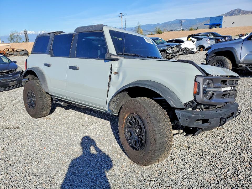 Продажа на аукционе авто 2024 Ford Bronco, vin: 1FMEE2BP0RLB23480, номер лота: 77624265