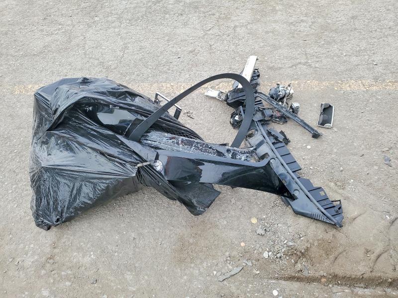 77230025 :رقم المزاد ، WDCTG4GB7FJ074987 vin ، 2015 Mercedes-benz Gla مزاد بيع