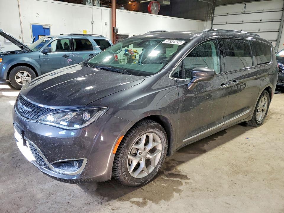 78924295 :رقم المزاد ، 2C4RC1EG2KR523491 vin ، 2019 Chrysler Pacifica مزاد بيع