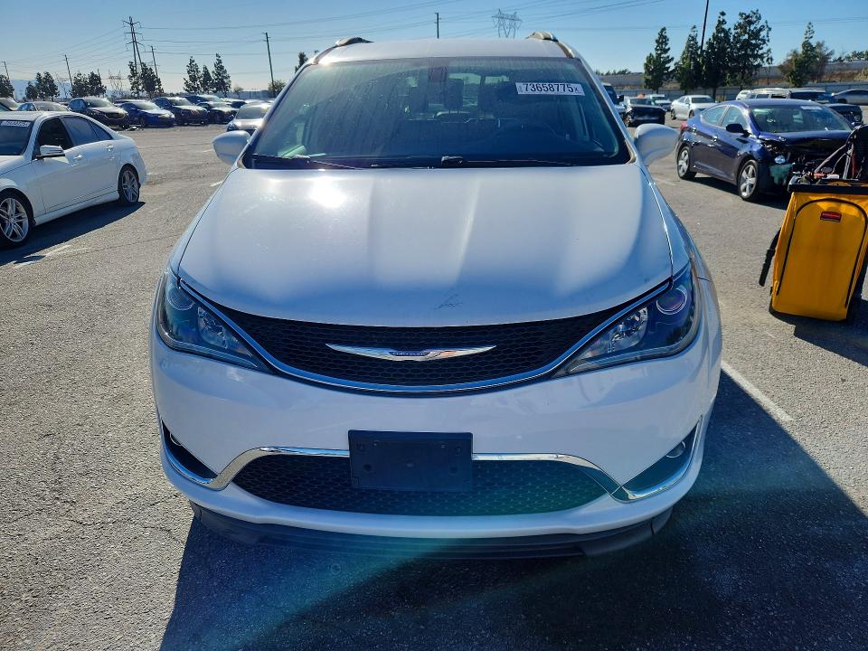 Продаж на аукціоні авто 2018 Chrysler Pacifica T, vin: 2C4RC1BG5JR305743, номер лоту: 73658775
