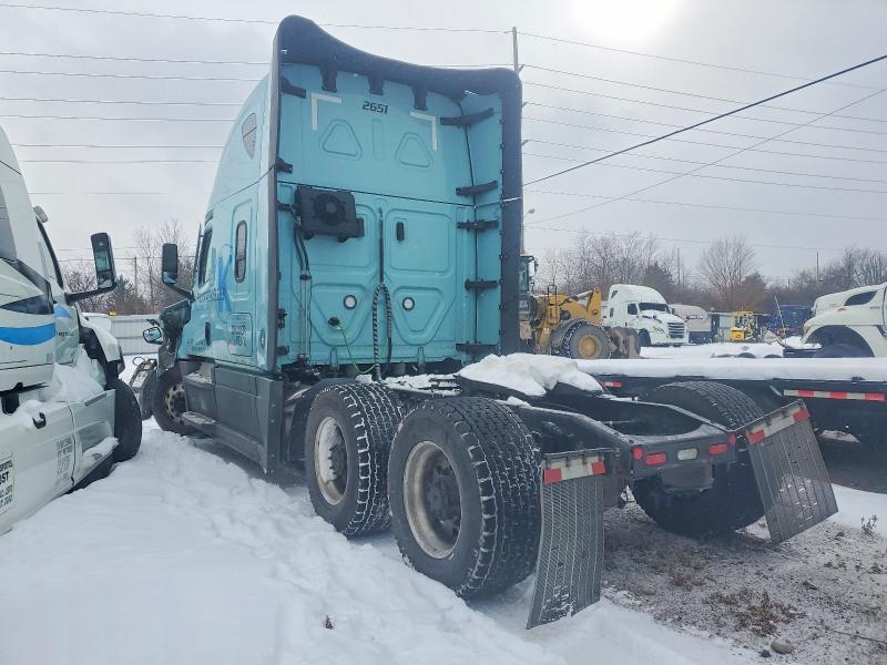 Продаж на аукціоні авто 2022 Freigliner Cascadia 126, vin: 3AKJHHDR8NSMZ8651, номер лоту: 75981145