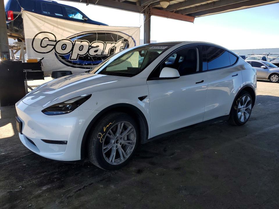 Продажа на аукционе авто 2023 Tesla Model Y, vin: 7SAYGDEE5PF637409, номер лота: 79384265