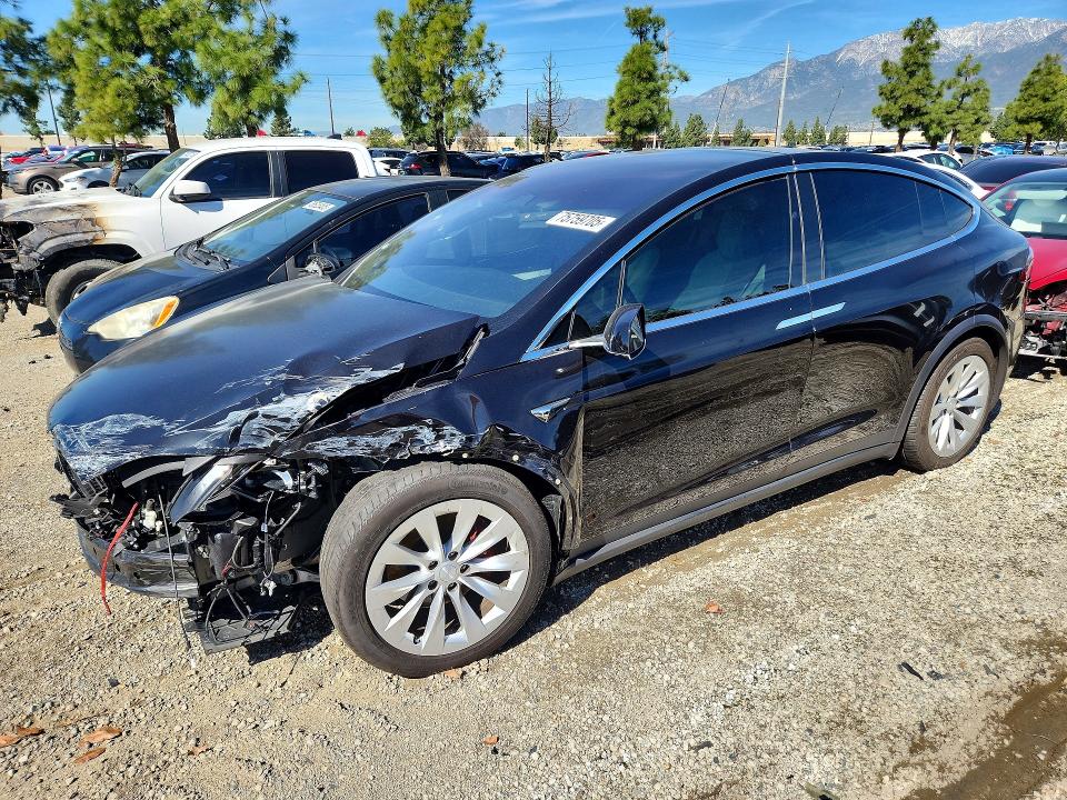 Aukcja sprzedaży 2018 Tesla Model X, vin: 5YJXCDE21JF120089, numer aukcji: 75759705