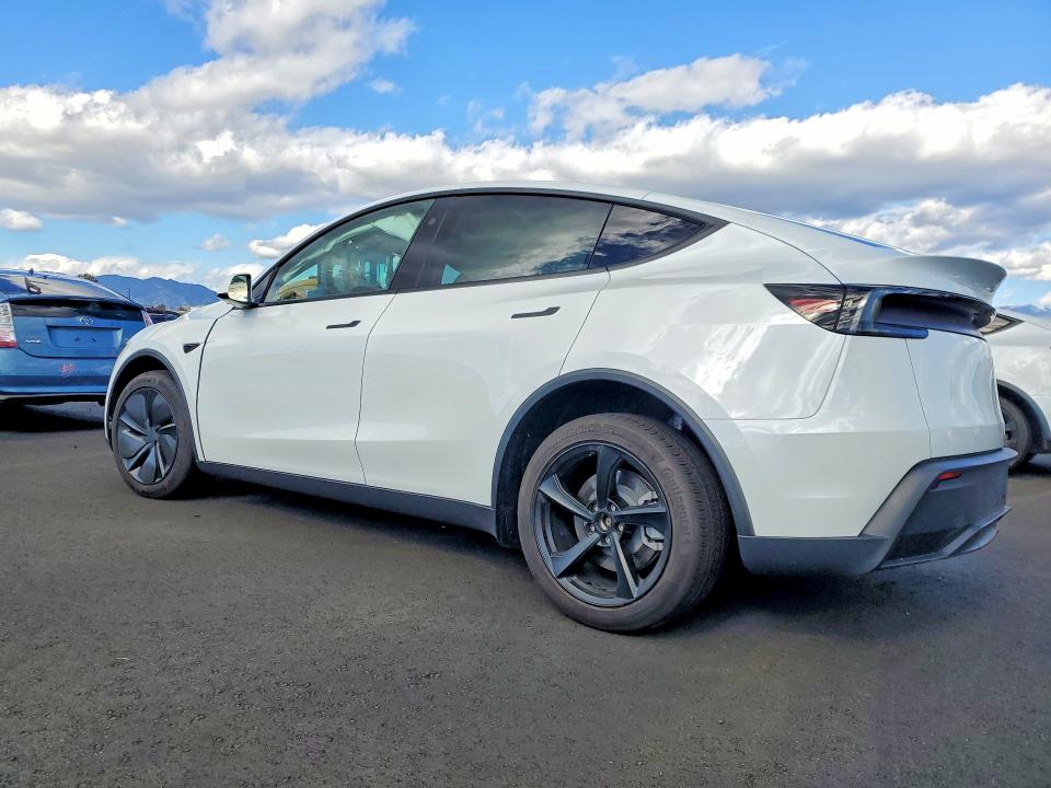 Продаж на аукціоні авто 2026 Tesla Model Y, vin: 7SAYGDEE4TF531656, номер лоту: 77523345