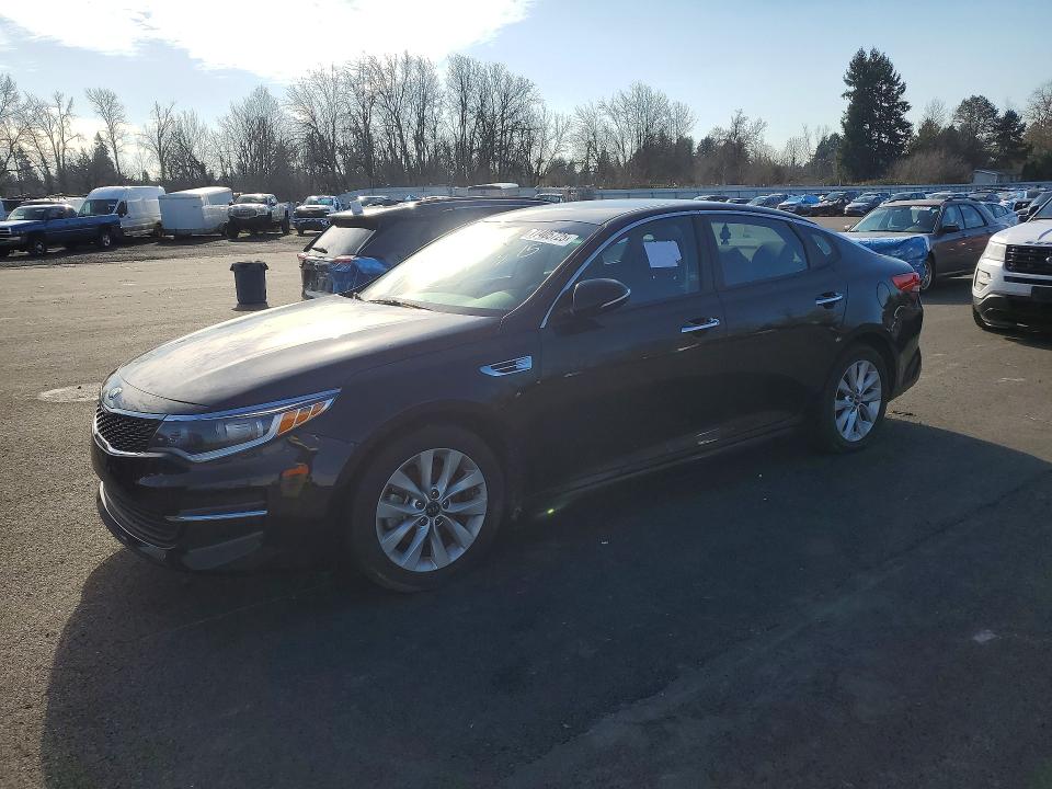 77405725 :رقم المزاد ، 5XXGT4L36JG269039 vin ، 2018 Kia Optima مزاد بيع