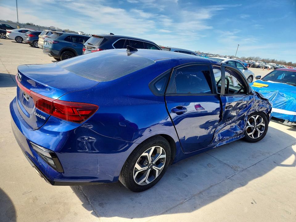 75743395 :رقم المزاد ، 3KPF24AD4ME263182 vin ، 2021 Kia Forte مزاد بيع