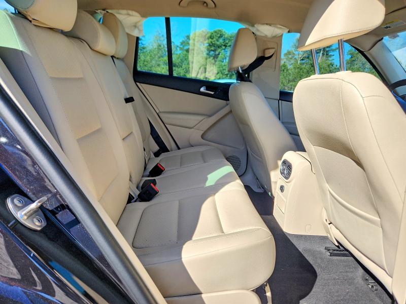 77774615 :رقم المزاد ، WVGAV7AX1FW545359 vin ، 2015 Volkswagen Tiguan مزاد بيع