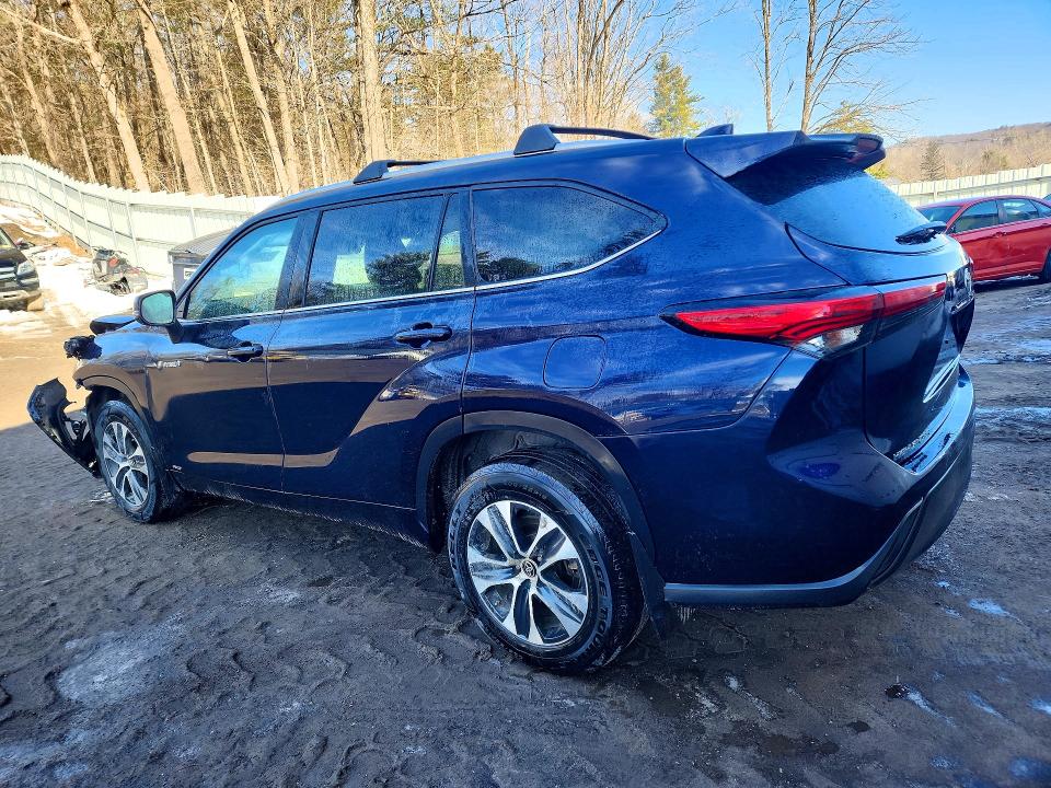 Продаж на аукціоні авто 2021 Toyota Highlander, vin: 5TDGBRCH6MS525842, номер лоту: 77876425