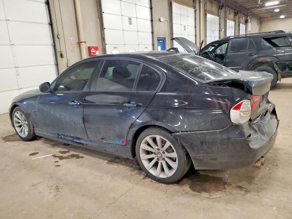 76222795 :رقم المزاد ، WBAPH5G59BNM81312 vin ، 2011 Bmw 328 I Sule مزاد بيع
