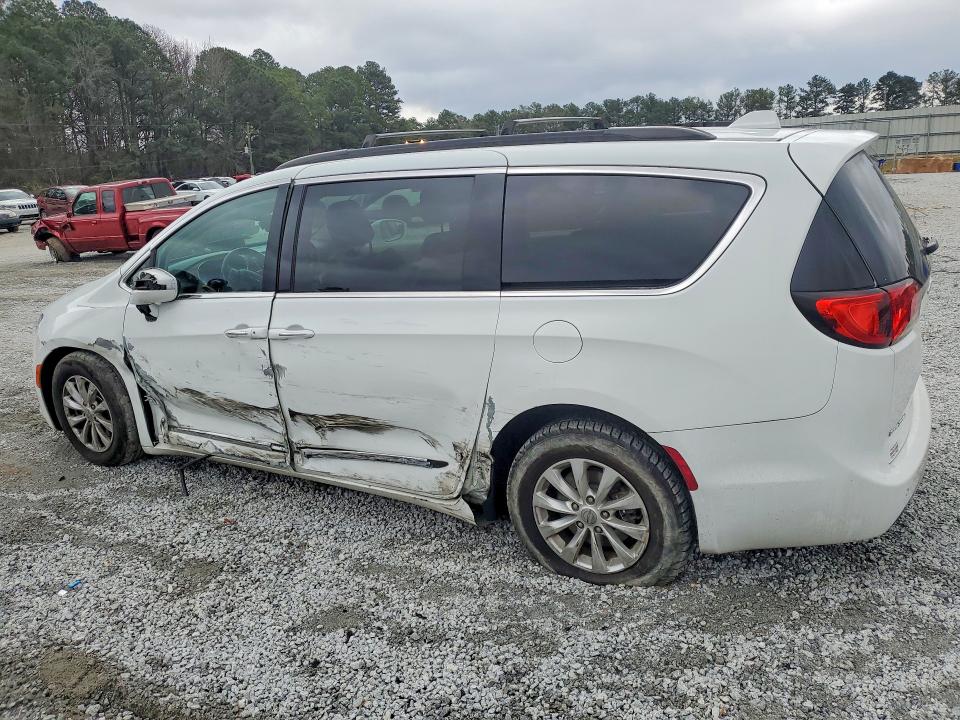 76994145 :رقم المزاد ، 2C4RC1BG8HR523699 vin ، 2017 Chrysler Pacifica مزاد بيع