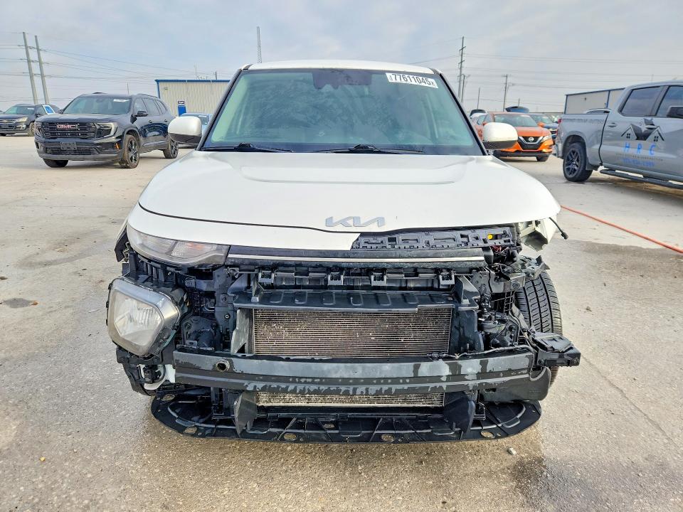 Aukcja sprzedaży 2022 Kia Soul, vin: KNDJ23AU0N7810910, numer aukcji: 77611045