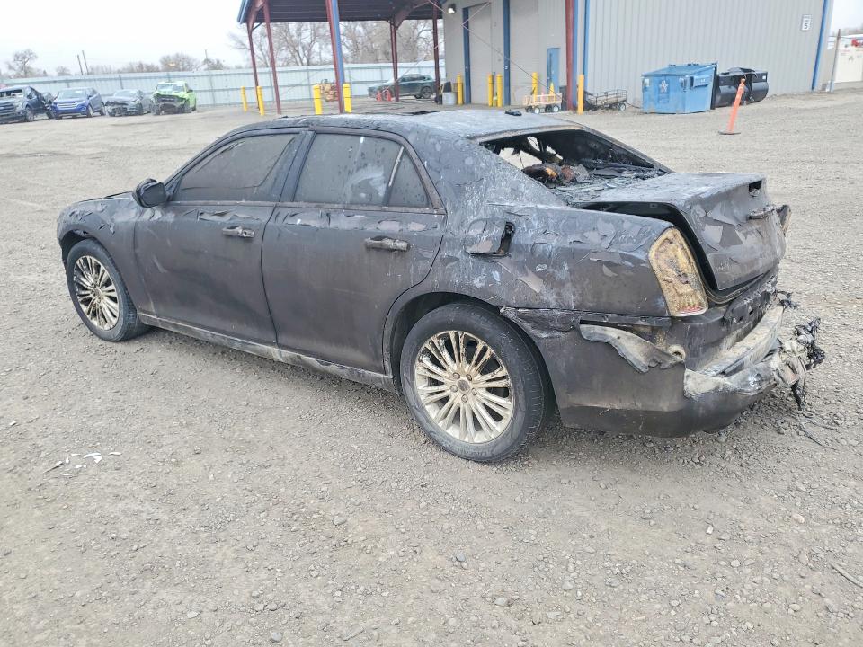2014 Chrysler 300c მანქანა იყიდება აუქციონზე, vin: 2C3CCAKT3EH384235, აუქციონის ნომერი: 74690235