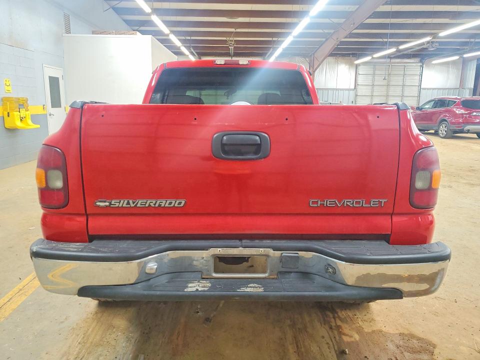 Auction sale of the 2001 Chevrolet Silverado, vin: 2GCEK19T611124699, lot number: 78043655