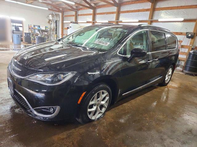 77891475 :رقم المزاد ، 2C4RC1EG2JR186335 vin ، 2018 Chrysler Pacifica مزاد بيع