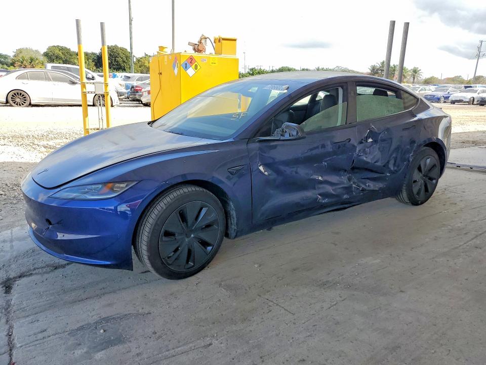 78660285 :رقم المزاد ، 5YJ3E1EA4TF118533 vin ، 2026 Tesla Model 3 مزاد بيع