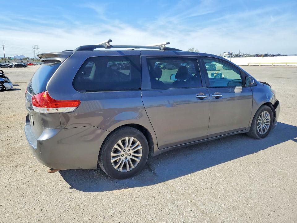 Продаж на аукціоні авто 2013 Toyota Sienna, vin: 5TDYK3DC6DS363361, номер лоту: 78666145