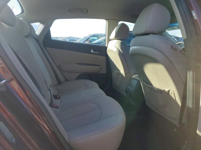 Продаж на аукціоні авто 2016 Kia Optima, vin: 5XXGT4L31GG116111, номер лоту: 76471825