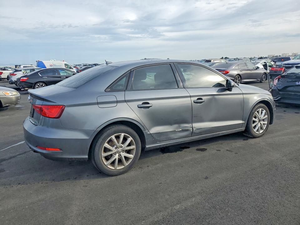 Продаж на аукціоні авто 2015 Audi A3, vin: WAUACGFF5F1032121, номер лоту: 78683545