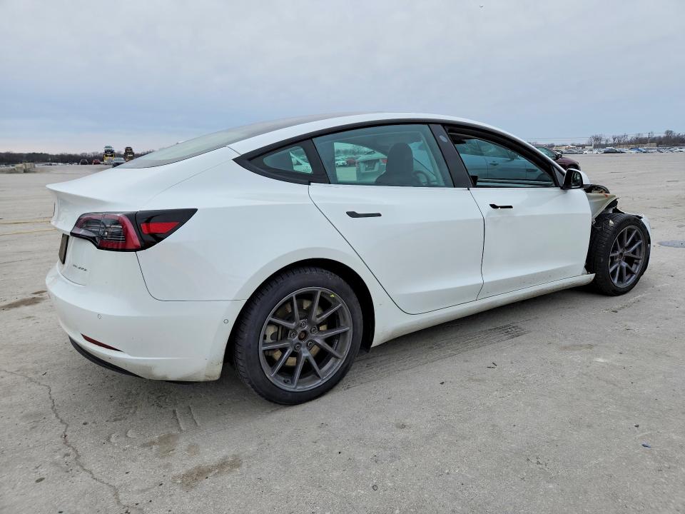 78058815 :رقم المزاد ، 5YJ3E1EB5MF066176 vin ، 2021 Tesla Model 3 مزاد بيع