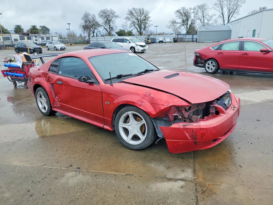 77022545 :رقم المزاد ، 1FAFP42X1YF274040 vin ، 2000 Ford Mustang مزاد بيع