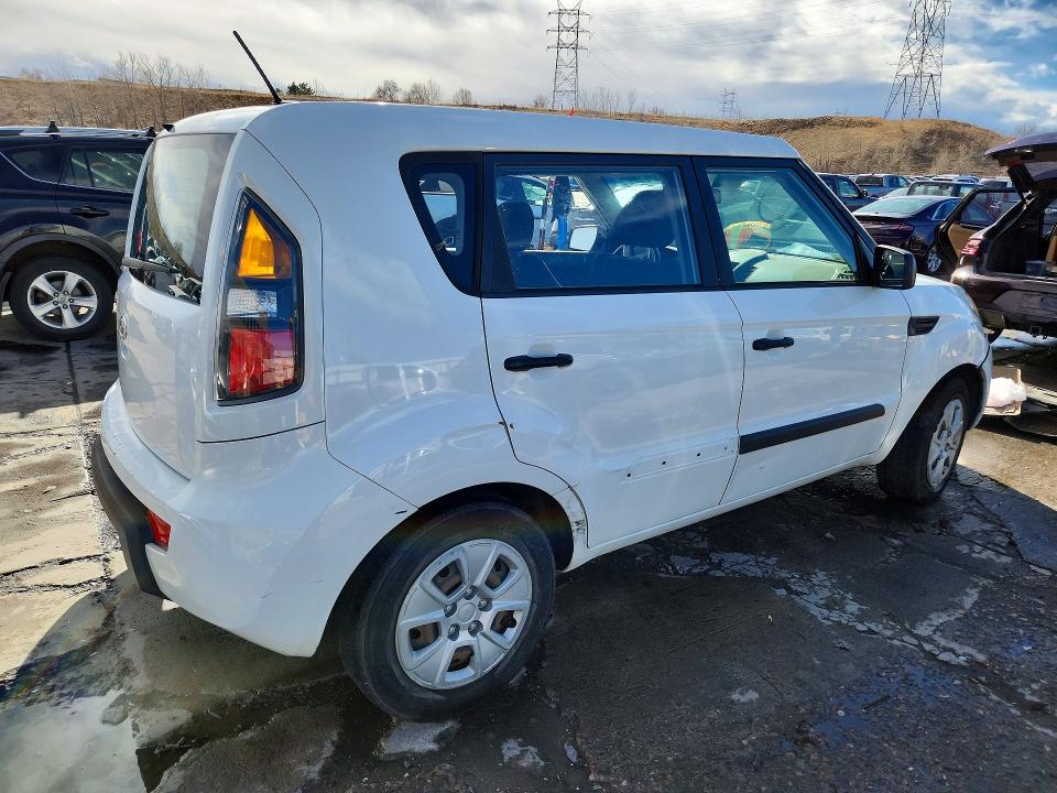 Продажа на аукционе авто 2011 Kia Soul, vin: KNDJT2A16B7267281, номер лота: 77021815