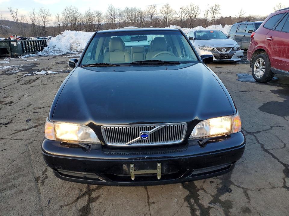 75781345 :رقم المزاد ، YV1LS56D7Y2667110 vin ، 2000 Volvo S70 مزاد بيع