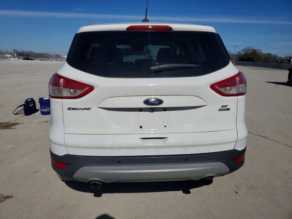 77324305 :رقم المزاد ، 1FMCU9G92GUC13931 vin ، 2016 Ford Escape مزاد بيع