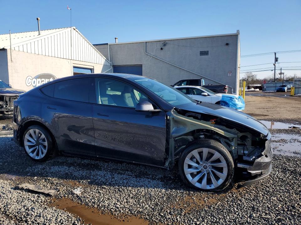 Продажа на аукционе авто 2026 Tesla Model Y, vin: 7SAYGDEE9TA410232, номер лота: 79207815