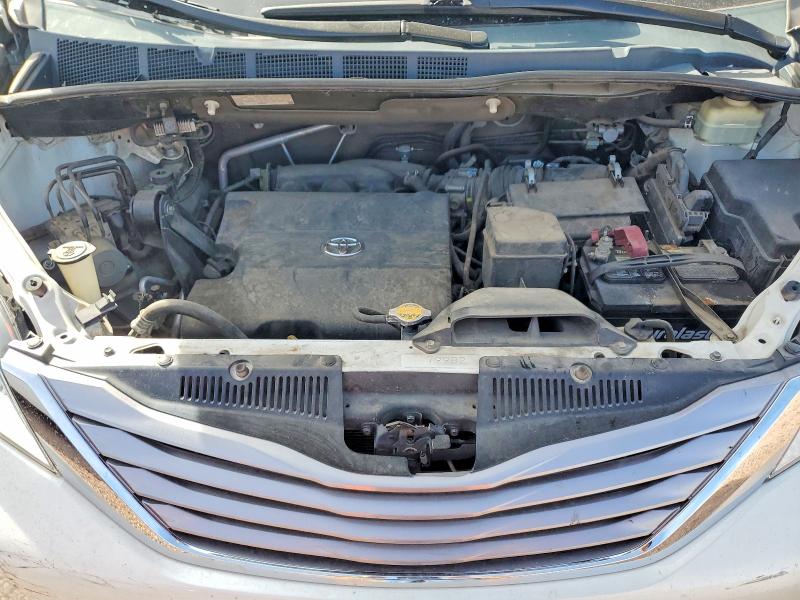 Продажа на аукционе авто 2015 Toyota Sienna, vin: 5TDYK3DC2FS667984, номер лота: 78994365