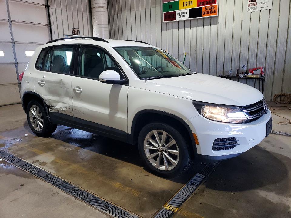 Продажа на аукционе авто 2017 Volkswagen Tiguan, vin: WVGBV7AX7HK050369, номер лота: 76470915