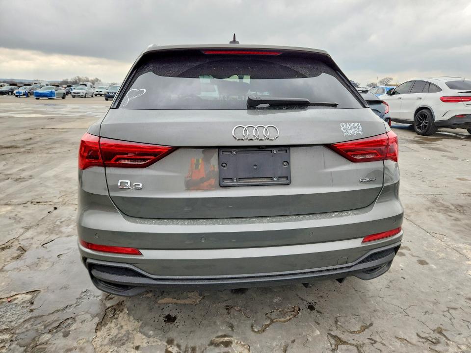 Aukcja sprzedaży 2024 Audi Q3, vin: WA1EECF35R1122848, numer aukcji: 75958825