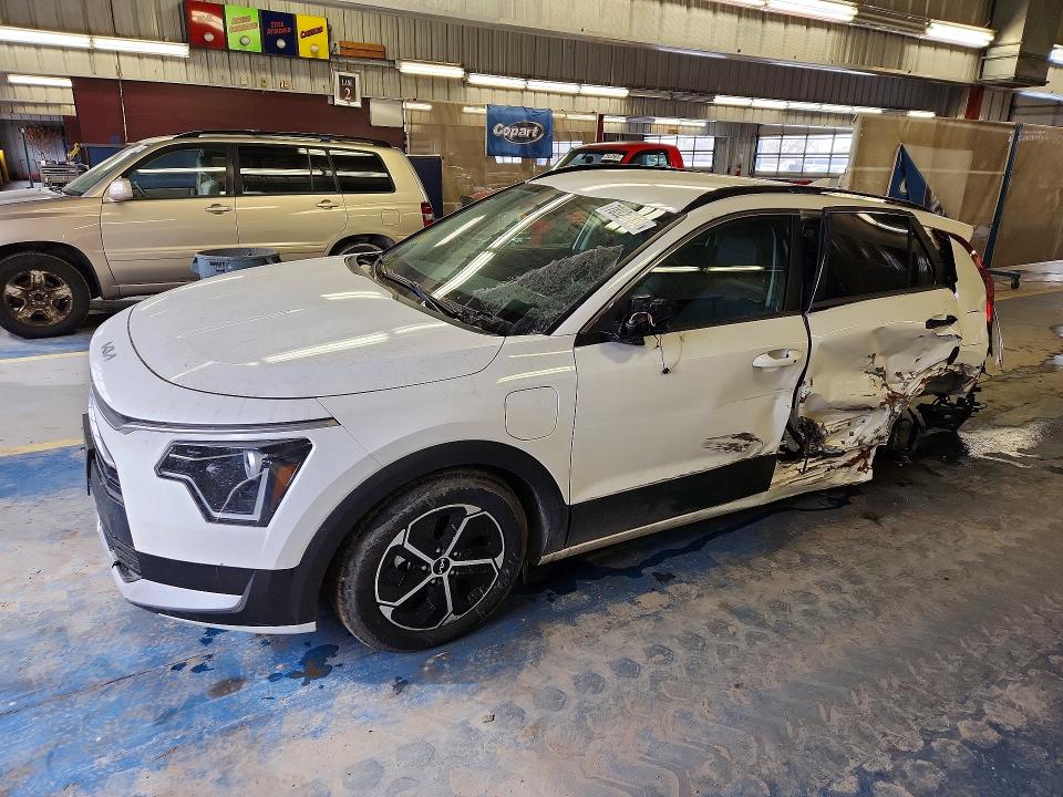 Auction sale of the 2024 Kia Niro Plug-in Hybrid, vin: KNDCS3LF2R5209121, lot number: 78928885