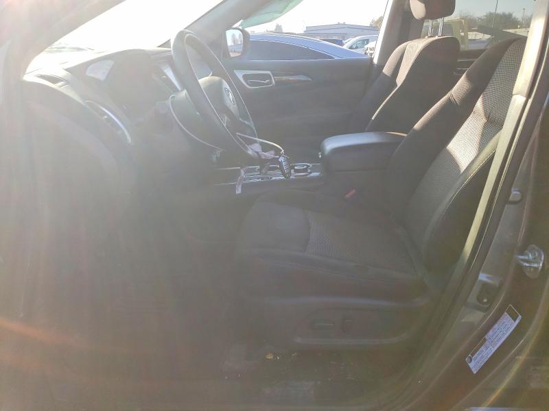 76019775 :رقم المزاد ، 5N1DR2MM3KC608785 vin ، 2019 Nissan Pathfinder مزاد بيع