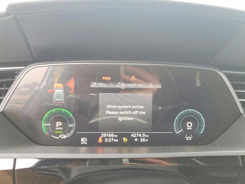 Aukcja sprzedaży 2022 Audi E-tron, vin: WA1LAAGE6NB014153, numer aukcji: 78162025