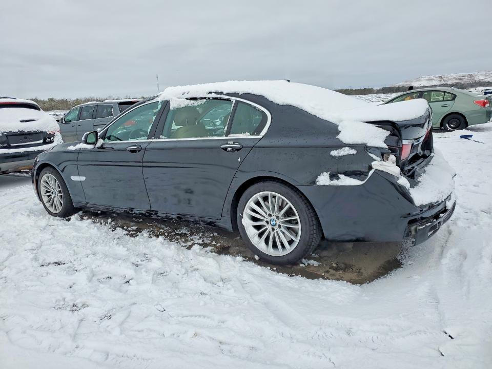 2013 Bmw 750 მანქანა იყიდება აუქციონზე, vin: WBAYE8C55DD134105, აუქციონის ნომერი: 76345075