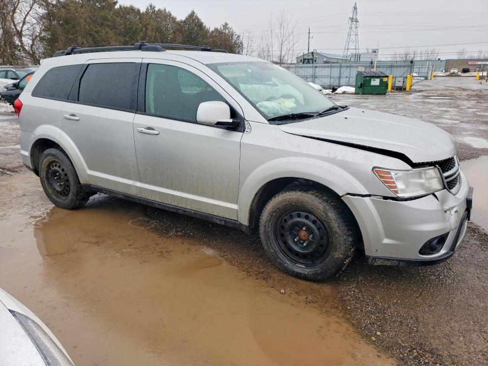 77693425 :رقم المزاد ، 3C4PDCCG4ET111822 vin ، 2014 Dodge Journey مزاد بيع