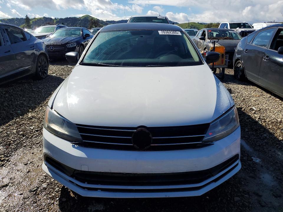 2015 Volkswagen Jetta მანქანა იყიდება აუქციონზე, vin: 3VW2K7AJ4FM328138, აუქციონის ნომერი: 78362305