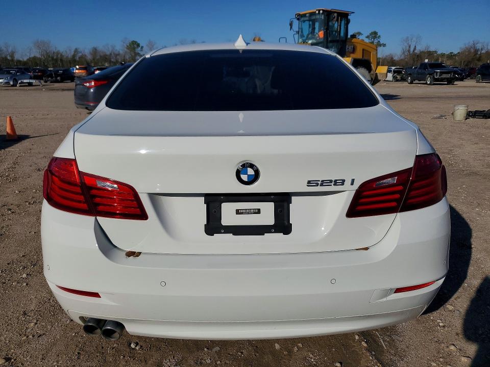 2015 Bmw 528 მანქანა იყიდება აუქციონზე, vin: WBA5A5C54FD517274, აუქციონის ნომერი: 76234355