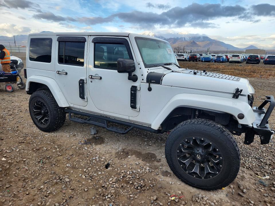 2014 Jeep Wrangler Unlimited მანქანა იყიდება აუქციონზე, vin: 1C4BJWEG4EL292563, აუქციონის ნომერი: 77232835