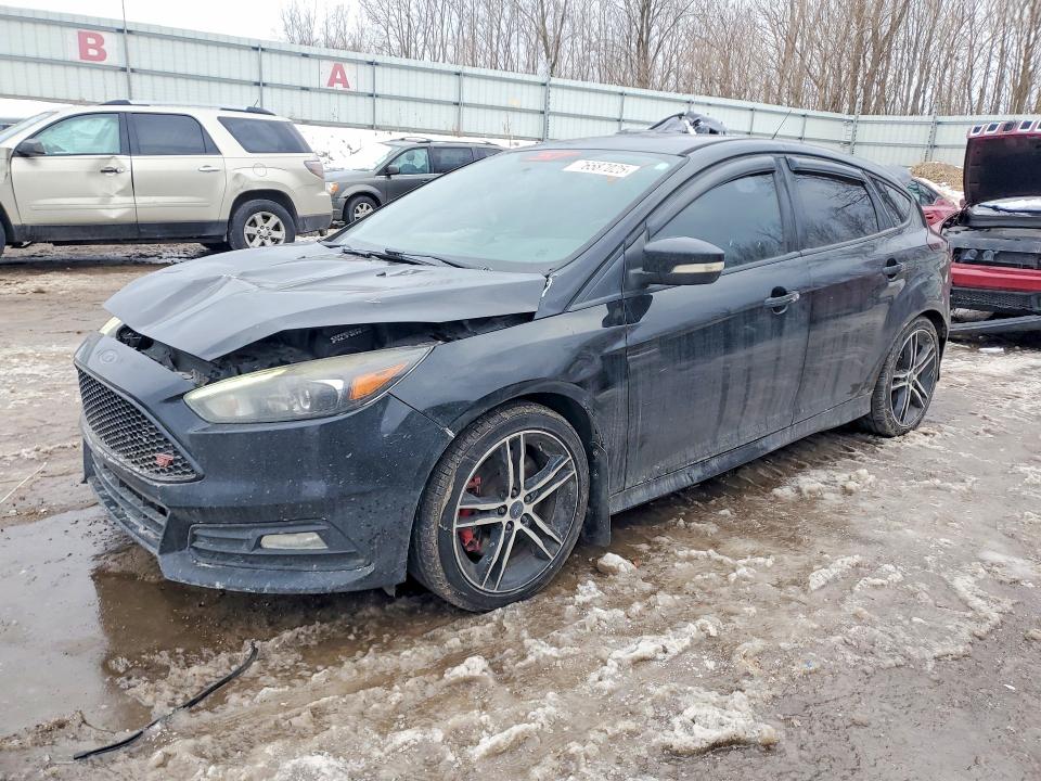 2016 Ford Focus მანქანა იყიდება აუქციონზე, vin: 1FADP3L92GL388677, აუქციონის ნომერი: 76587025