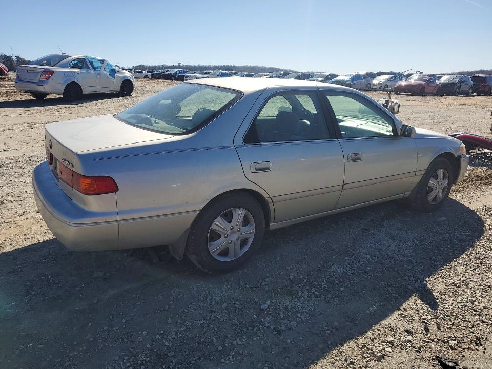 Продаж на аукціоні авто 2000 Toyota Camry, vin: 4T1BG22K3YU699364, номер лоту: 77037625