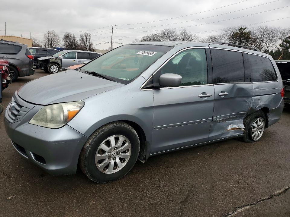77888495 :رقم المزاد ، 5FNRL3H66AB097152 vin ، 2010 Honda Odyssey مزاد بيع