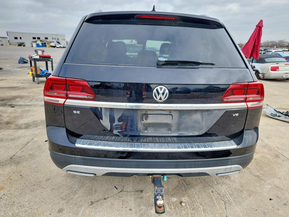 2018 Volkswagen Atlas მანქანა იყიდება აუქციონზე, vin: 1V2DR2CA9JC540551, აუქციონის ნომერი: 77899405